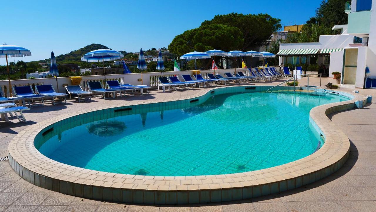 Hotel La Ginestra Форио Экстерьер фото