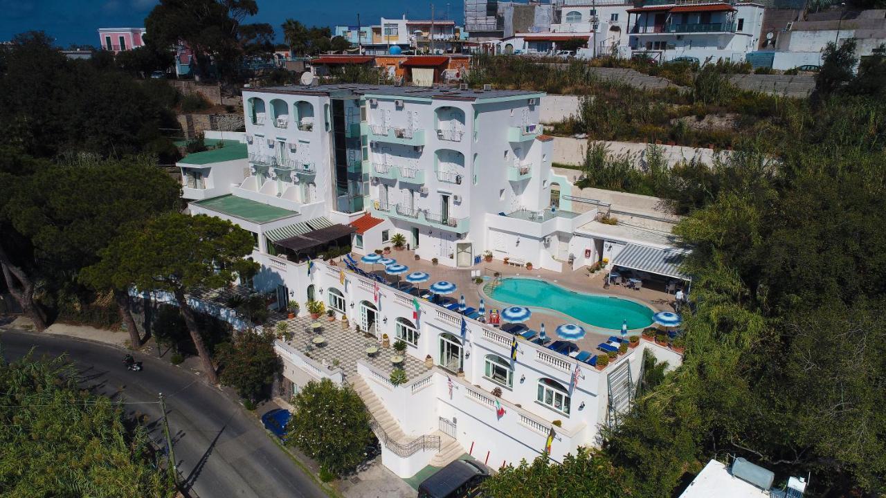 Hotel La Ginestra Форио Экстерьер фото