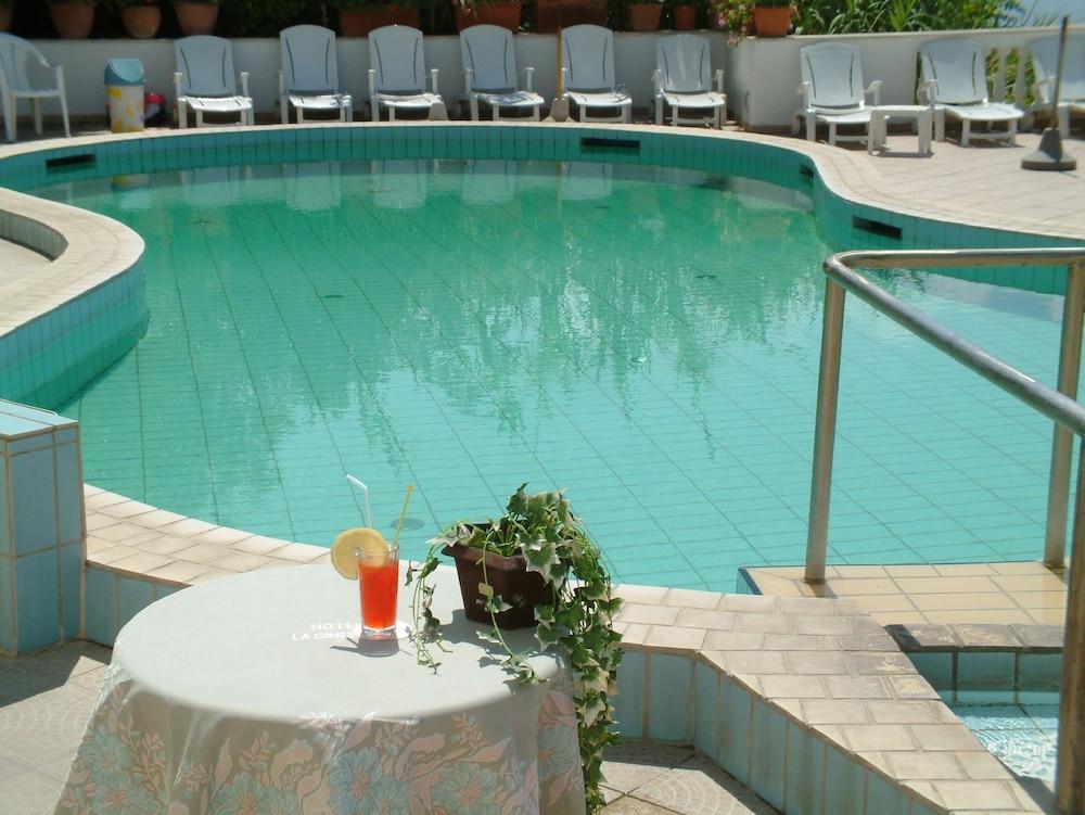 Hotel La Ginestra Форио Экстерьер фото