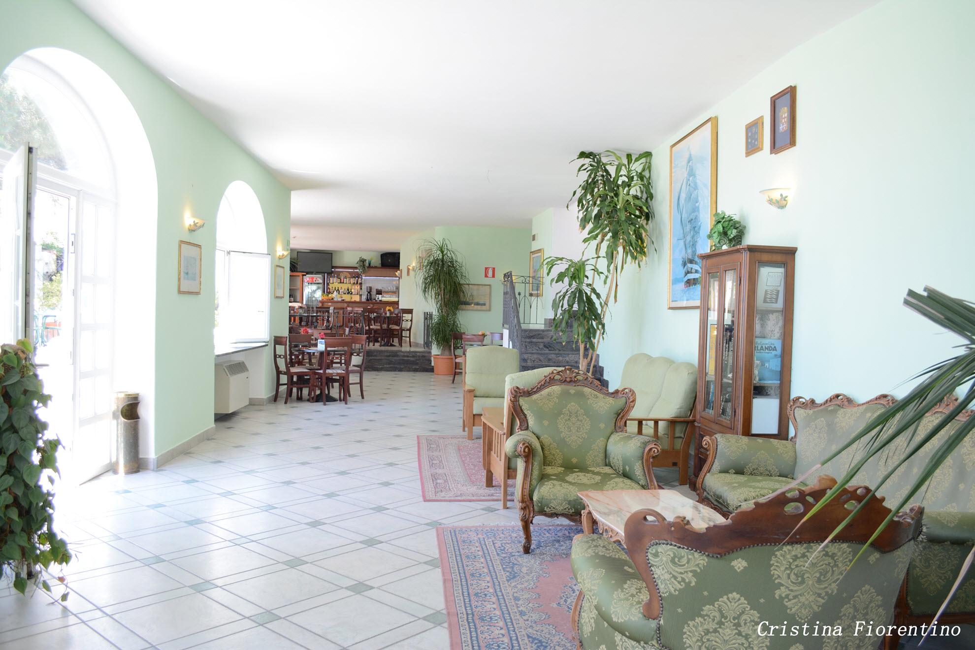 Hotel La Ginestra Форио Экстерьер фото