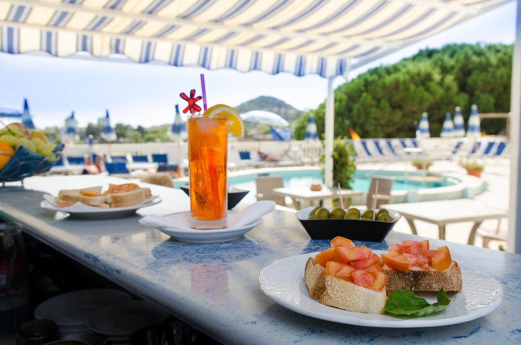 Hotel La Ginestra Форио Экстерьер фото